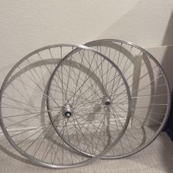 Weinmann Wheelset with square taper bottom bracket BSA threaded