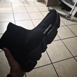 Balenciaga G5 size 7
