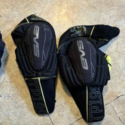 EVS SOFT MEMBRANE KNEE PADS 