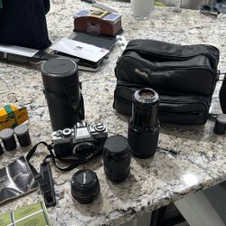 Minolta XG-M Plus 3 Lenses And Case