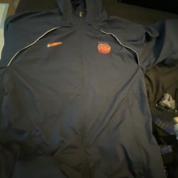 Barcelona Sweater Size L 