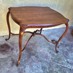 Antique Queen Anne Style Side Table