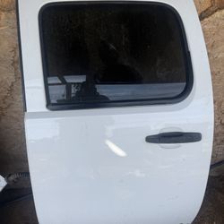 2009 GMC Sierra parts  Rear Door $500 each complete  Fenders $150 each  Hood $250