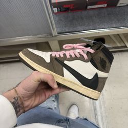 Travis Scott High 1s Size 8 