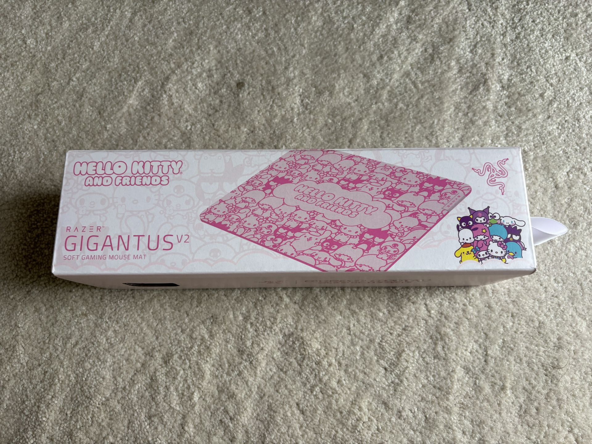 Razer x Hello Kitty & Friends Pink Mouse Mat Gigantus V2 - Brand New