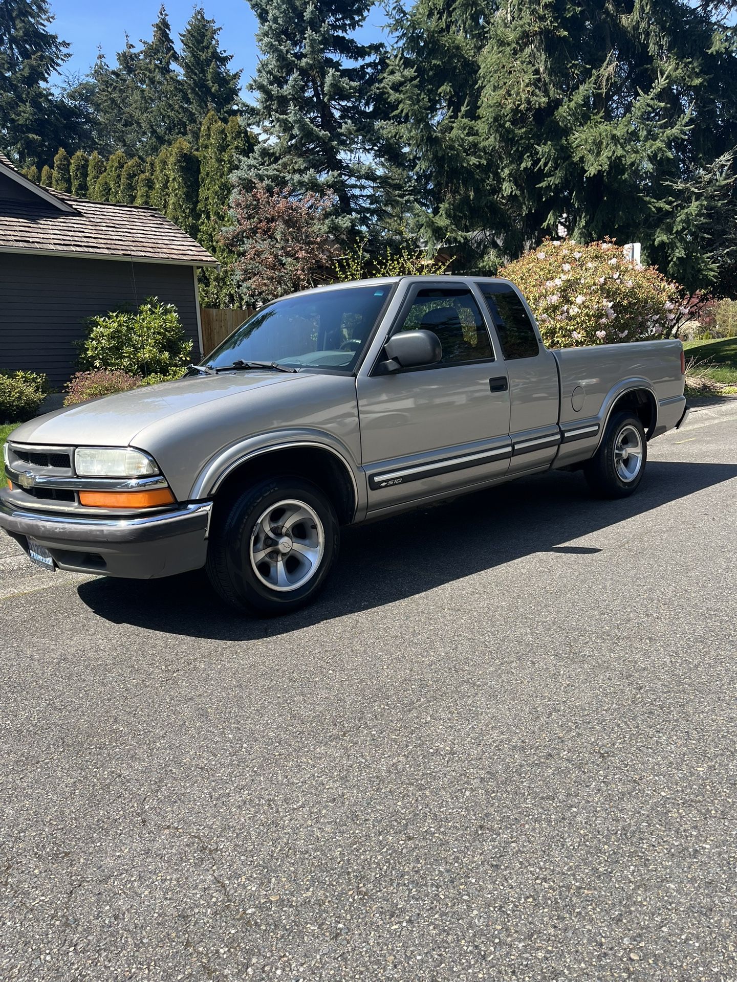 2002 Chevrolet S-10 for Sale in Renton, WA - OfferUp