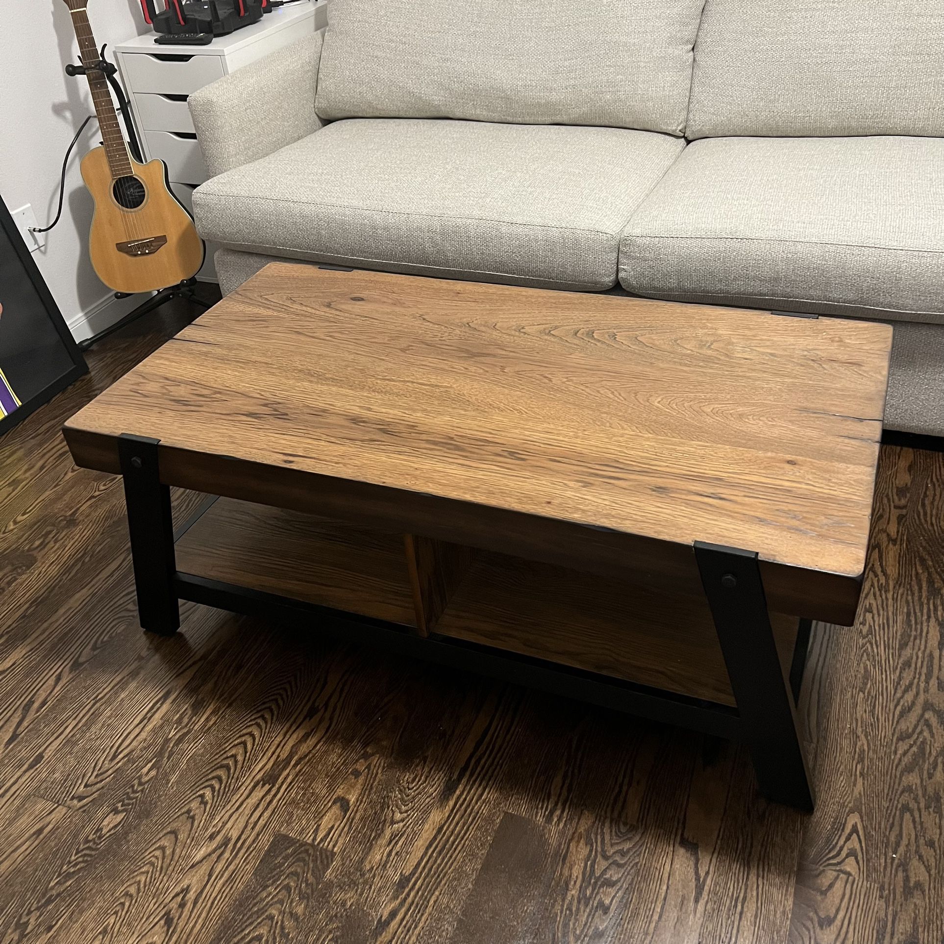 Modern Rustic Coffee Table - Perfect for Any Living Room