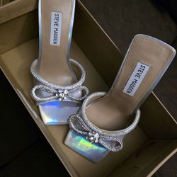 Steve Madden Kitten Heels, 6.5w 