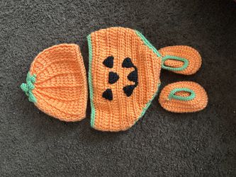 Crochet baby outfits