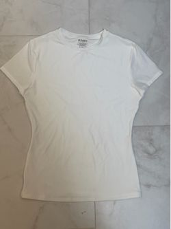 Like new Pumiey white t-shirt size XS