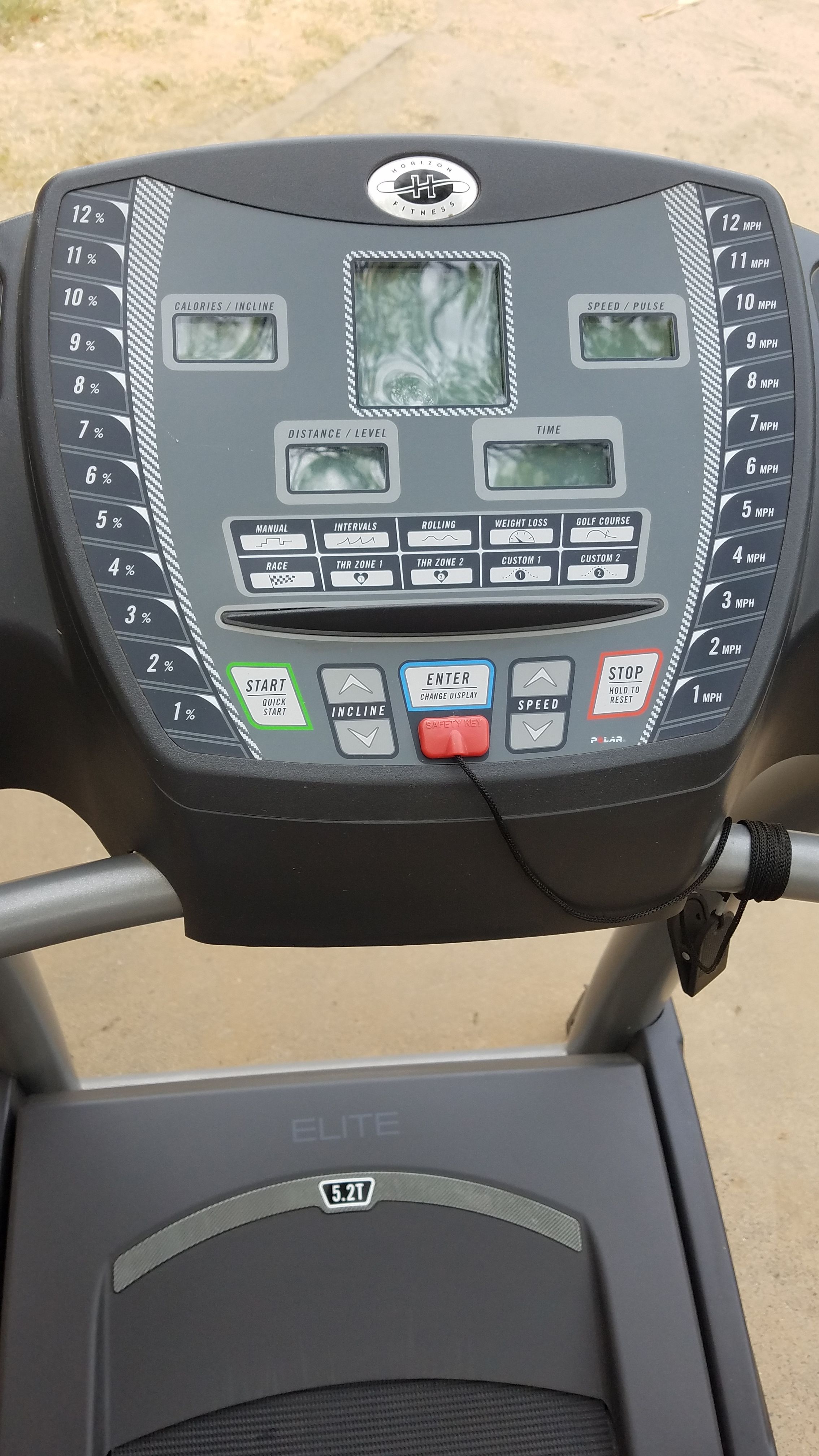Horizon Fitness Elite 5.2T Treadmill for Sale in Sacramento CA OfferUp