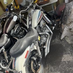 Harley Davidson Motorcycles Deal For 2 Bikes BEST DEAL! Need It Gone! Taking Offers!