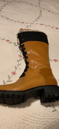 Brand New Size 8 Leather Boot(pd $260) Your For $140