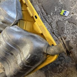 Dodge Durango Dual Mufflers 