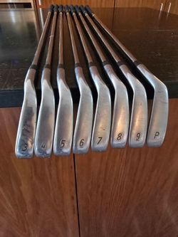 MacGregor Tourney M85i Iron Set