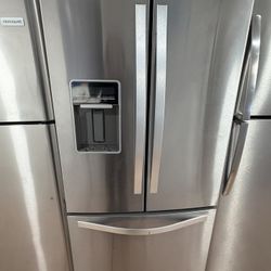 Whirlpool 30” French Doors Refrigerator 