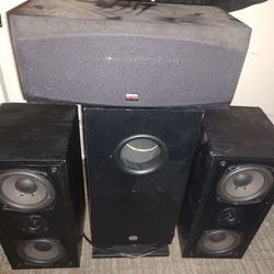Onkyo 3 Speakers And A Subwoofer 