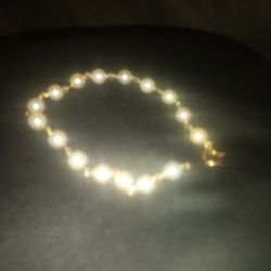 Women's Pearl Bracelet 14 Kt 8 Inchs