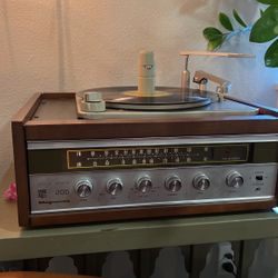 Magnavox 200 Solid State Turntable Receiver AM/FM Tuner Micromatic