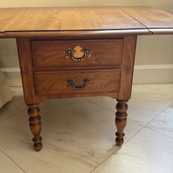 Coffee Or Bedside Table That Collapses And Extends
