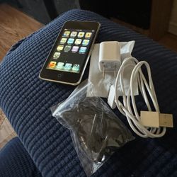 Brand New Battery Apple iPod Touch 2nd Gen Unlocked + Charger Cable , Cube , Earbuds Included