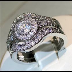 New 18k White Gold Wedding Ring Set 