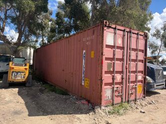 Container 40’ High cube Y Espacio en Yarda de Camiones