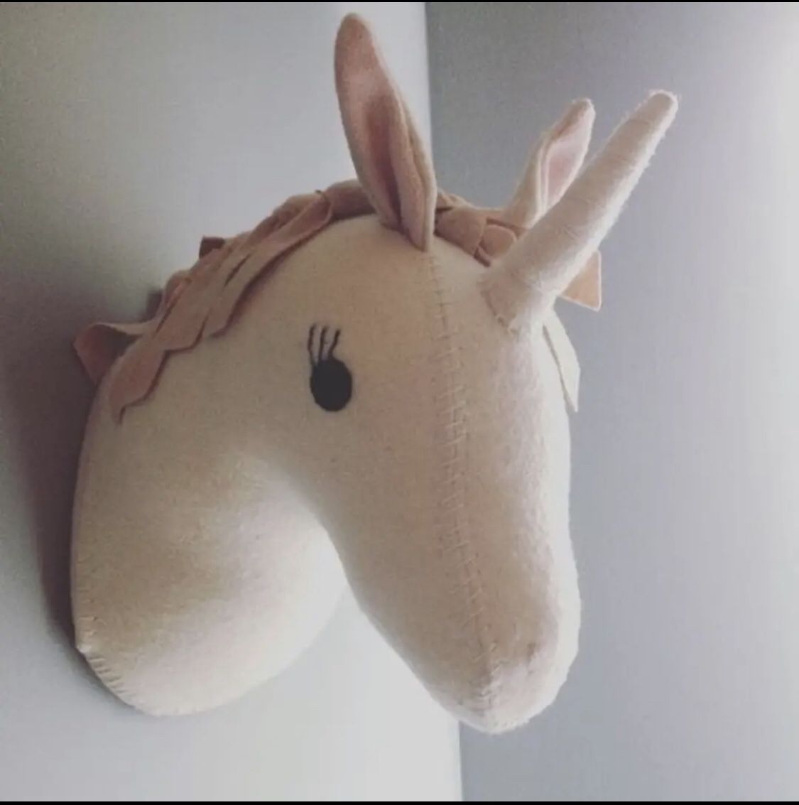 Unicorn wall decor