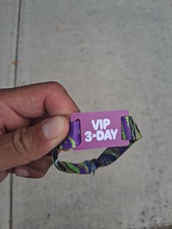 RiotFest 3 DAY VIP Wristband @ Venue NOW!!!