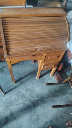 Kids antique desk