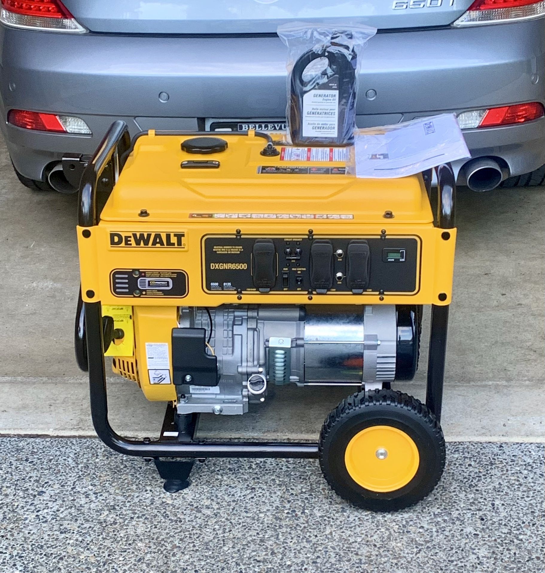 DeWALT - DXGNR6500 | 6500-Watt Manual Start Gas-Powered Portable Generator w/ Idle Control | Covered Outlets & CO Protect | Brand New!
