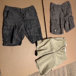 3 Shorts  Dickies/ Lee & Levi's