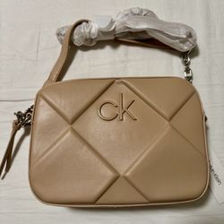 New Calvin Klein Women Bag / Purse