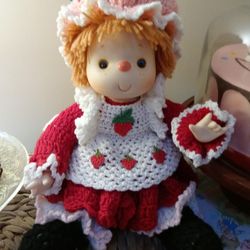 Strawberry Shortcake Vintage Doll 1979