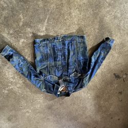 LEVIS JACKET WITH TAGS 