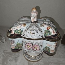 Porcelain Capodimonte Box