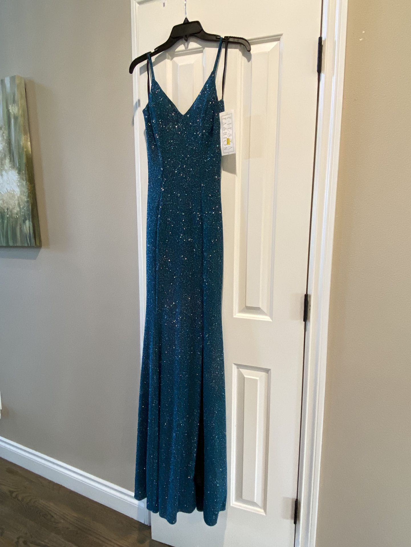 Prom Dress Size Medium *New*