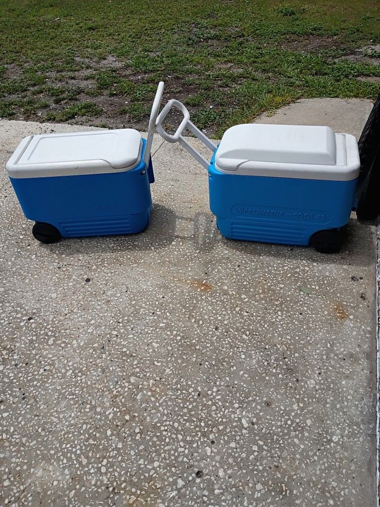 Igloo Cooler On Wheels Your Choice