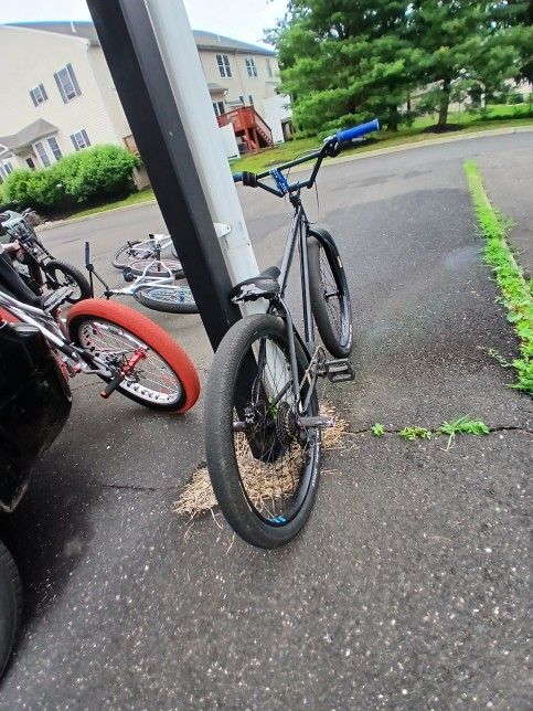 Mafia Bomma Trades For Ebike