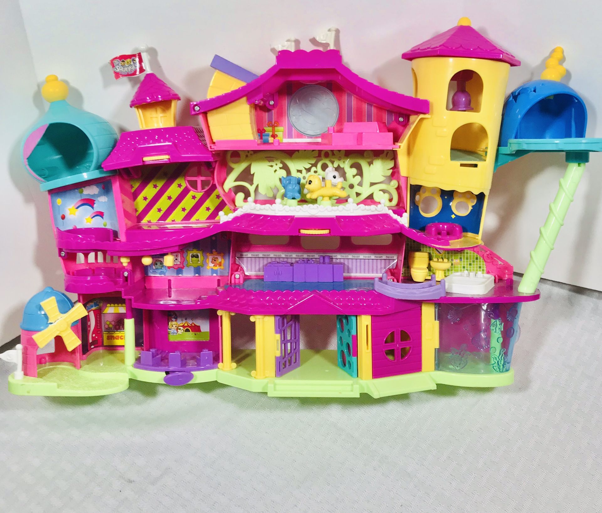 2012 Blip Toys Squinkies Mansion Surprise Playset