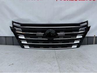NISSAN ROGUE 2024 2025 2026  FRONT BUMPER GRILLE GRILL PARRILLA ORIGINAL USED OEM