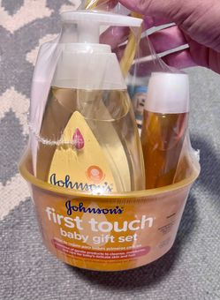 Johnson & Johnson Baby Gift Set *Brand New*