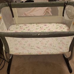Baby Delight Bassinet, God Condition 