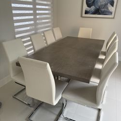 10 Person Extendable Table From City Furniture 