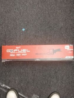 MILWAUKEE 8" HEDGE TRIMMER