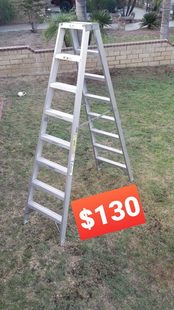 8 Ft. TWIN LADDER MODEL AM1008