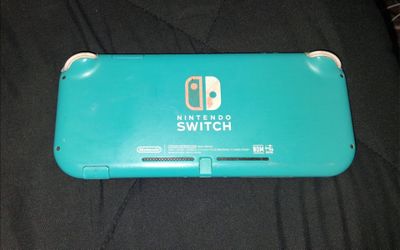 Nintendo Switch Lite (32GB)