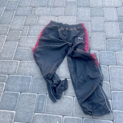 FILO  L . Black Windbreaker Pants Red Trim 