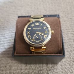 Michael Kors Womans Watch 