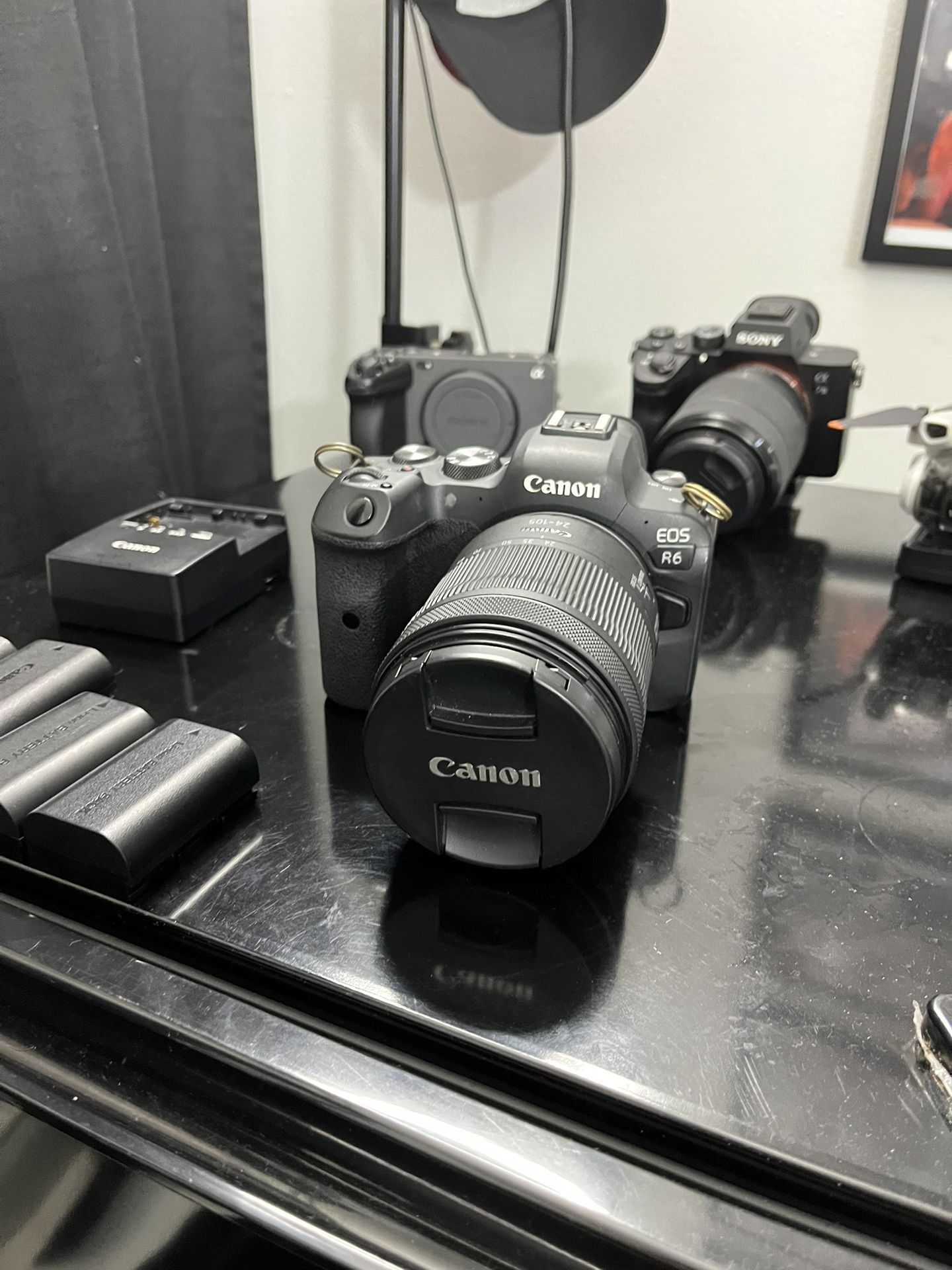 Canon EOS R6 w/ 24-105mm Lens + 4 Batteries & Charger – Like New